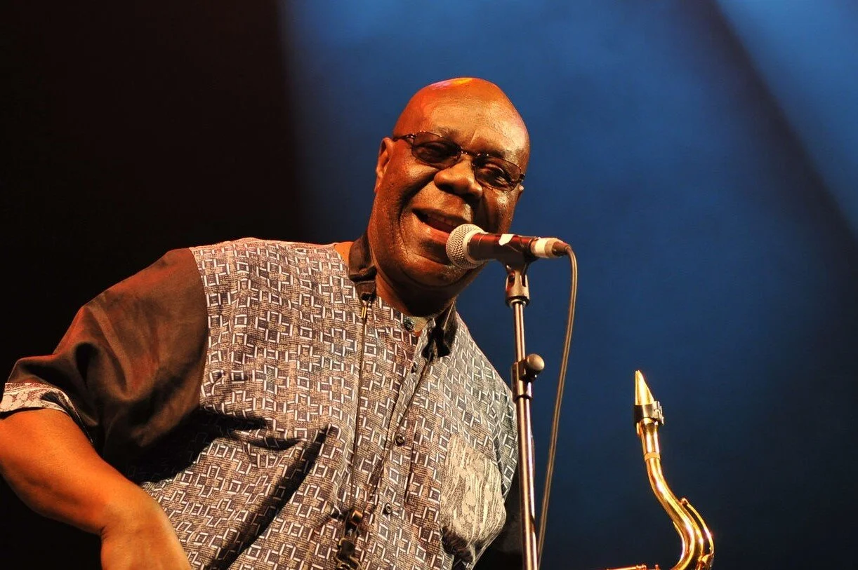 MANU+DIBANGO